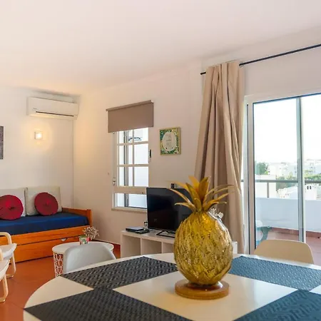 Immaculate 1-bed In *