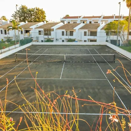 Immaculate 1-bed In *